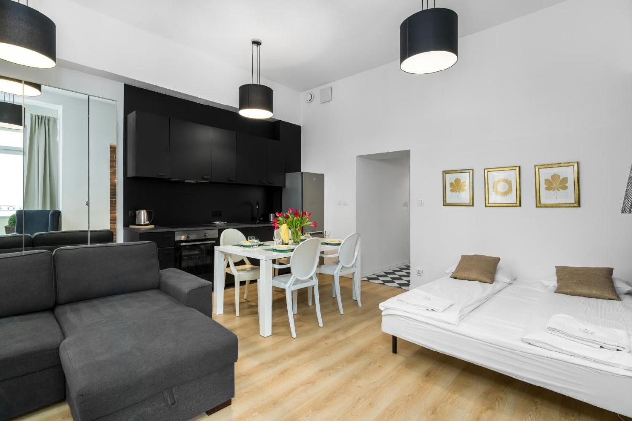 Apartment Poznan Mtp Chelmonskiego By Noclegi Renters Bagian luar foto
